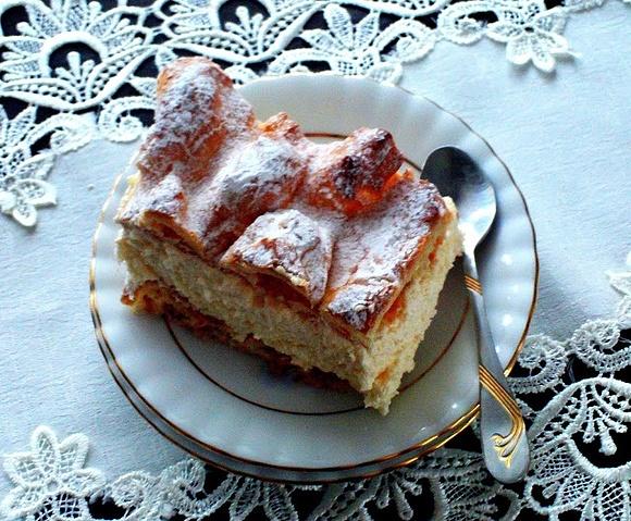 Karpatka - tradycyjne polskie ciasto z kremem