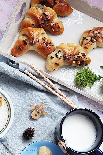 Drożdżowe rogale ekspresowe