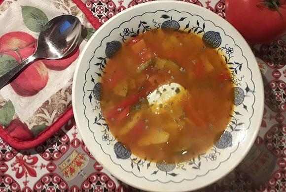 Zupa w stylu hiszpańskim