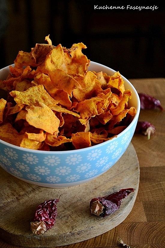 Chipsy z brukwi i batata