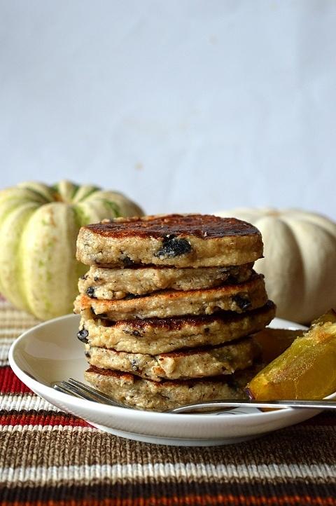 Owsiane placuszki z serkiem wiejskim i ciastkami Oreo
