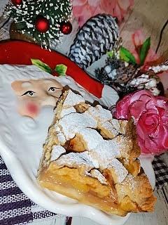 Szarlotka na kruchym cieście
