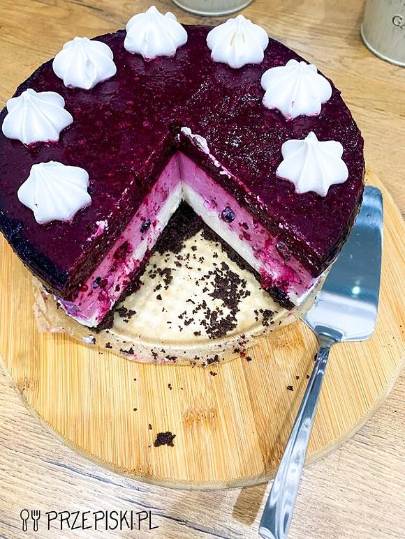 Owocowy tort z ciasteczkami Oreo