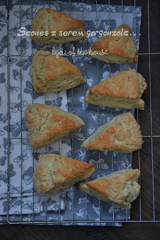 Scones z serem Gorgonzola