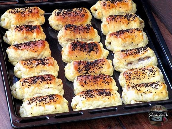 Paszteciki barowe z pieczarkami i ciastem francuskim