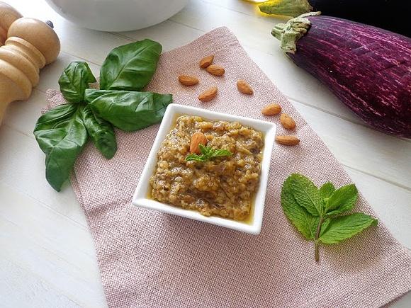 Makaron z pesto z bakłażana