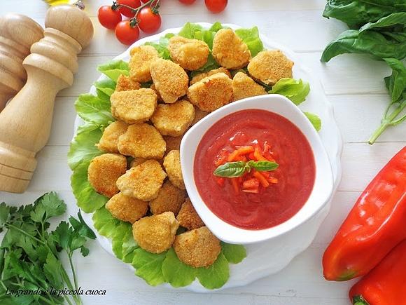 Pieczone nuggets z kurczaka z domowym ketchupem