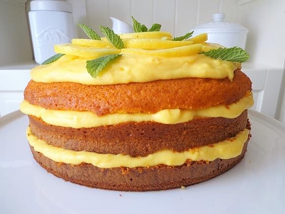 Cytrynowy tort z limoncello