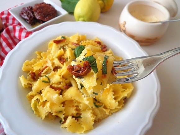 Pappardelle w sosie cytrynowym