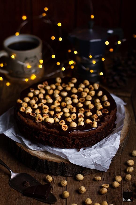 Nutella Cake – ciasto czekoladowe z orzechami laskowymi