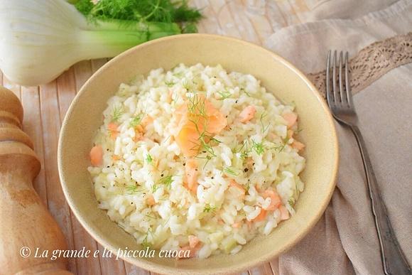 Risotto z wędzonym łososiem i koprem włoskim