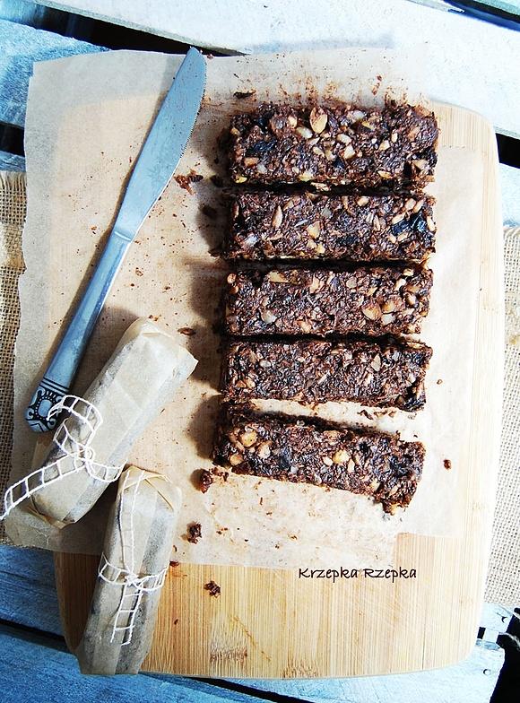 Bakaliowe batony bez glutenu, nabiału i cukru