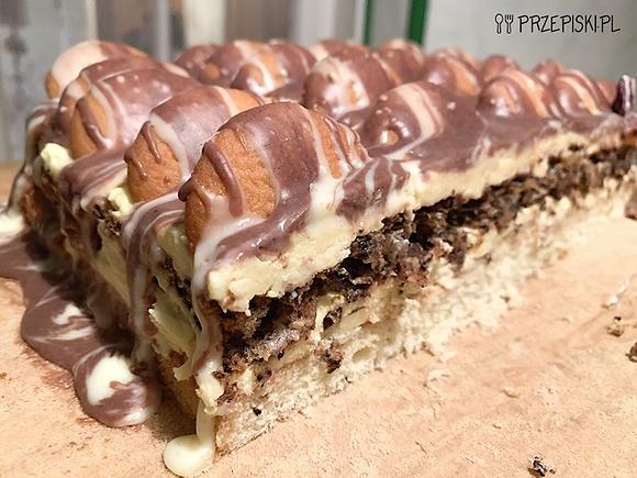 Ciasto góra lodowa z biszkoptem i polewą czekoladową