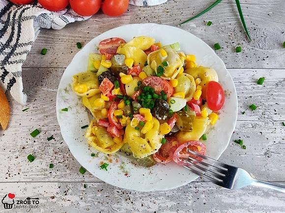 Szybka sałatka z tortellini