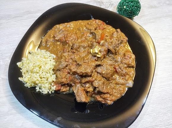 Maffe senegalski gulasz wołowy