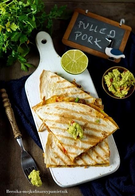 Quesadilla z pulled pork i awokado