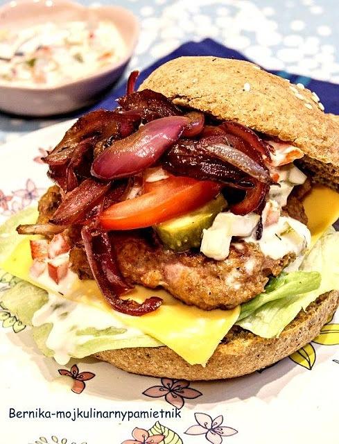 Hamburgery drobiowe pełnoziarniste