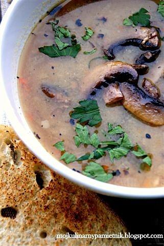 Zupa ziemniaczano-pieczarkowa
