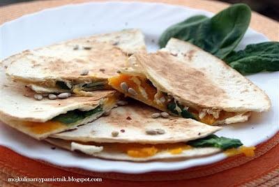Quesadilla z dynią i szpinakiem