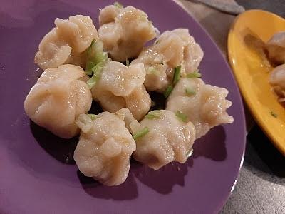 Pierożkowe sakiewki z mięsem baranim