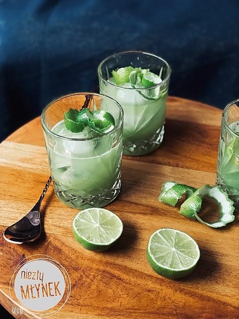 Kwaśna limonka i kiwi na whisky