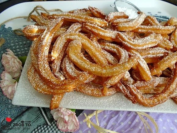 Churros na tłusty czwartek - idealny przysmak