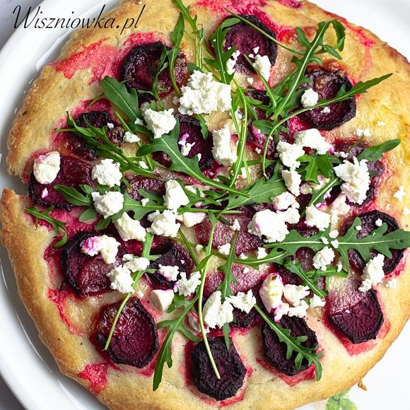 Pizza z burakiem