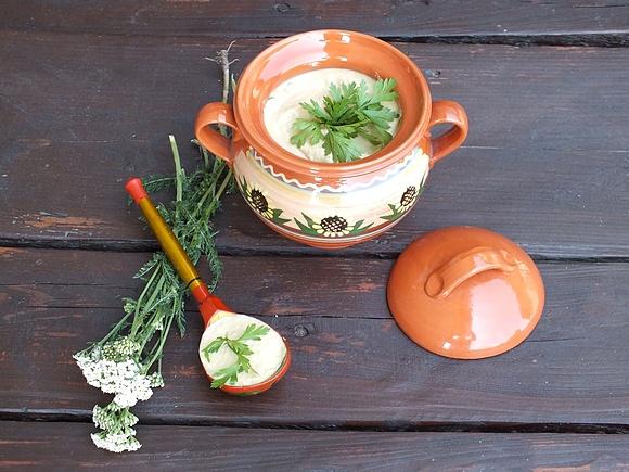 Hummus - przepis na pyszną pastę z ciecierzycy