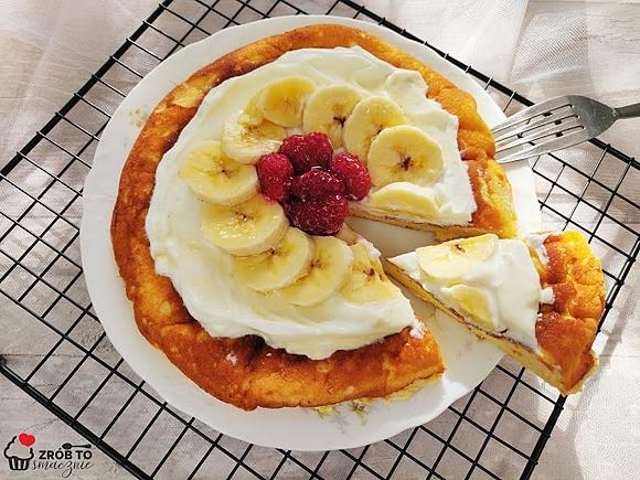 Puszysty omlet biszkoptowy na słodko