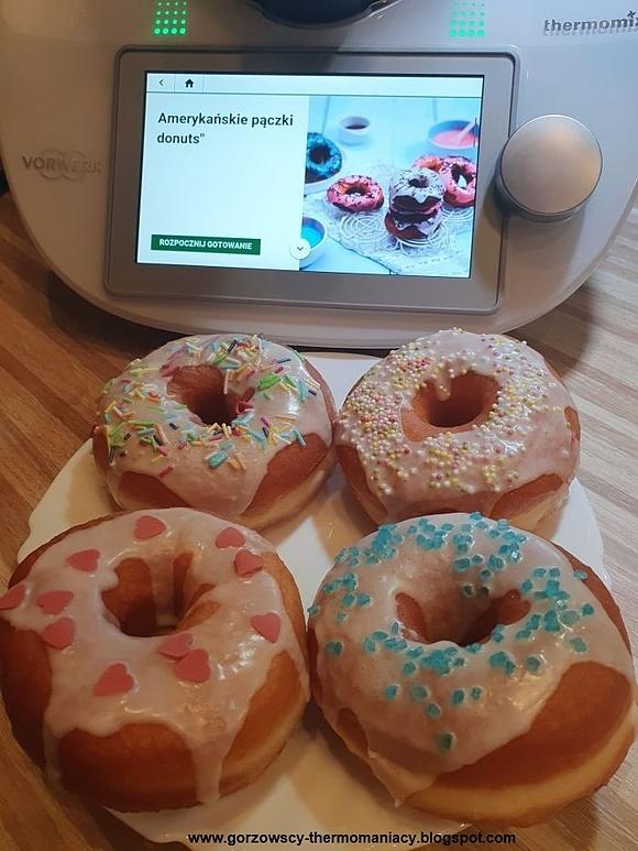 Amerykańskie pączki donuts