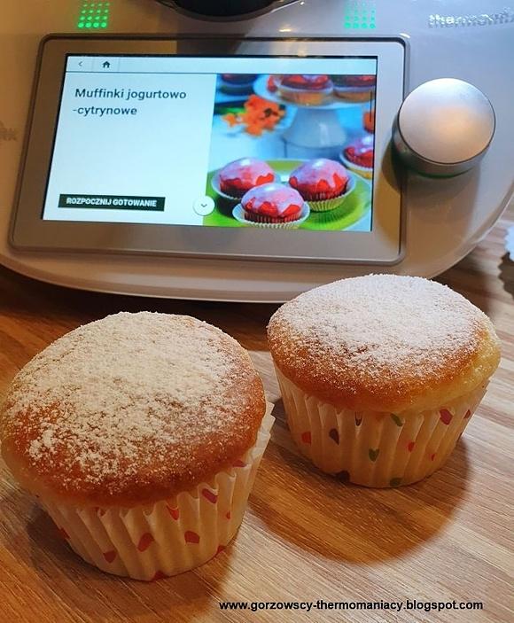 Muffinki jogurtowo-cytrynowe