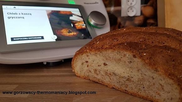 Chleb z kaszą gryczaną