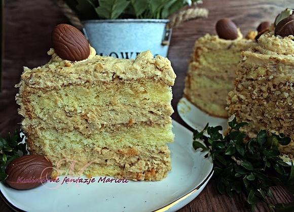 Tort z masą orzechową