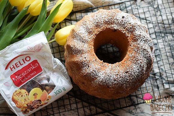Babka na oleju z bakaliami