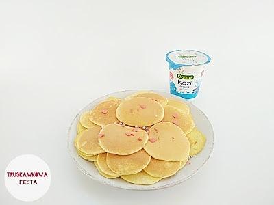 Placuszki jaglano-ryżowe z jogurtem kozim