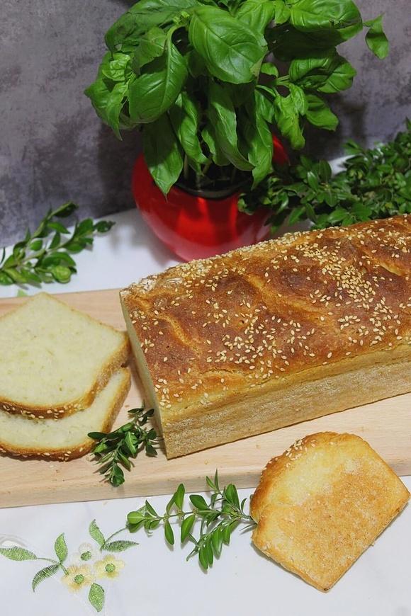 Chleb na maślance prosty przepis