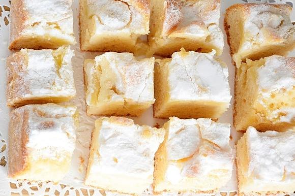 Najlepsze ciasto biszkoptowe z jabłkami