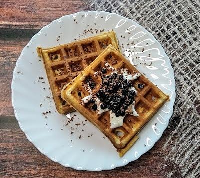 Gofry orkiszowe na jogurcie