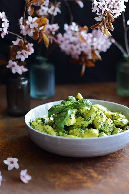 Kopytka serowe z pesto?