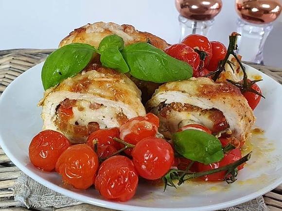 Drobiowe roladki w stylu Caprese