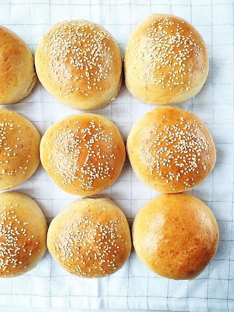 Maślane bułki do hamburgerów