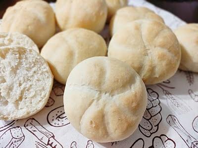 Bułki pszenne na maślance