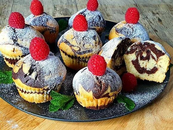 Muffinki zebra - szybkie i łatwe do zrobienia