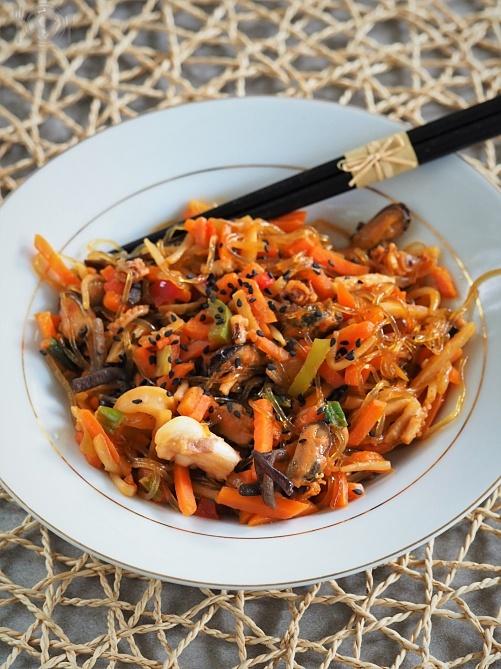 Keto makaron stir-fry