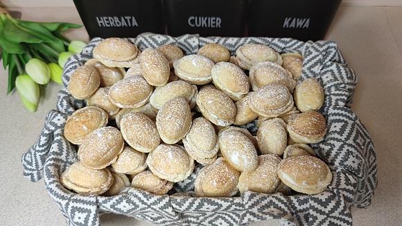 Orzeszki z kremem budyniowym