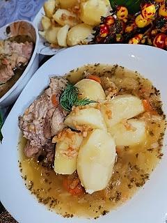 Kwaśnica na żeberkach wieprzowych