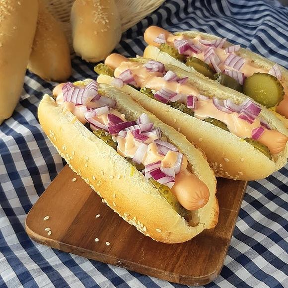 Domowe bułki do hot dogów