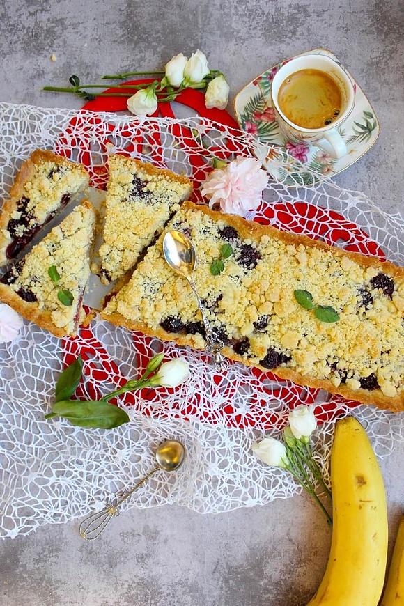Tarta wiśniowo-bananowa szybki przepis