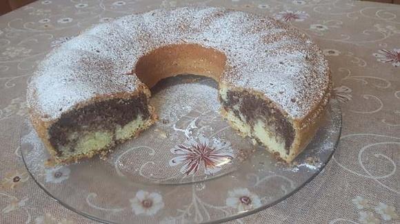 Babka piaskowa - prosty przepis na ciasto z mąki, jajek i masła