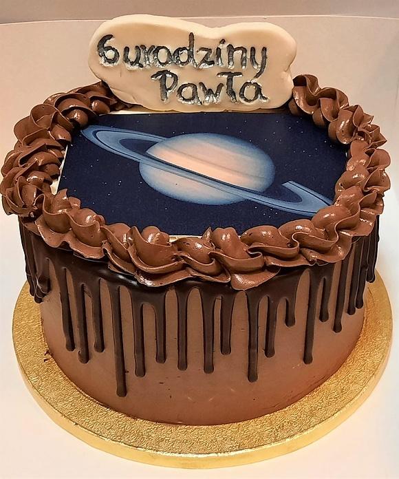 Tort owocowy z ananasem i brzoskwiniami